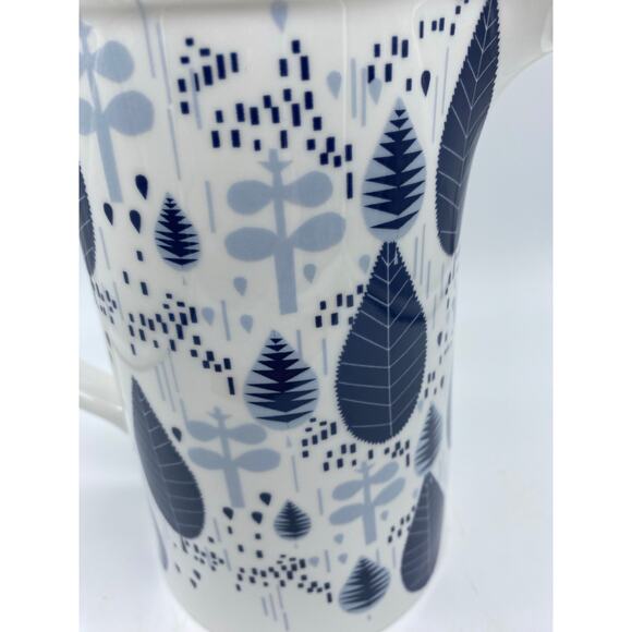 Donna Wilson‎ Sprig Blue White Pitcher 2009 Rare Bone china United Kingdom